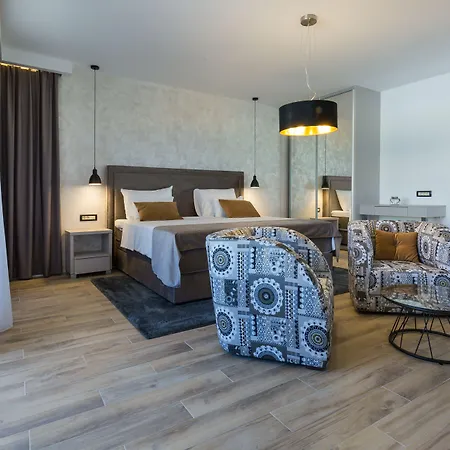 Mirabilis Ii Frühstückspension Zadar